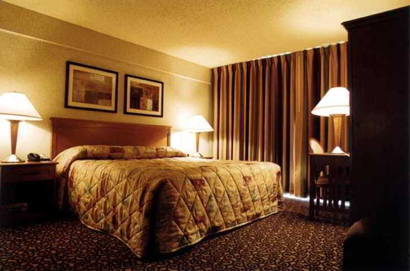 Embassy Suites By Hilton Oklahoma City Will Rogers Airport Oda fotoğraf