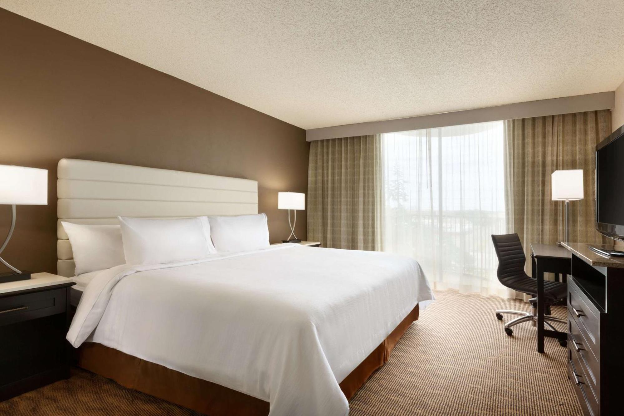 Embassy Suites By Hilton Oklahoma City Will Rogers Airport Dış mekan fotoğraf