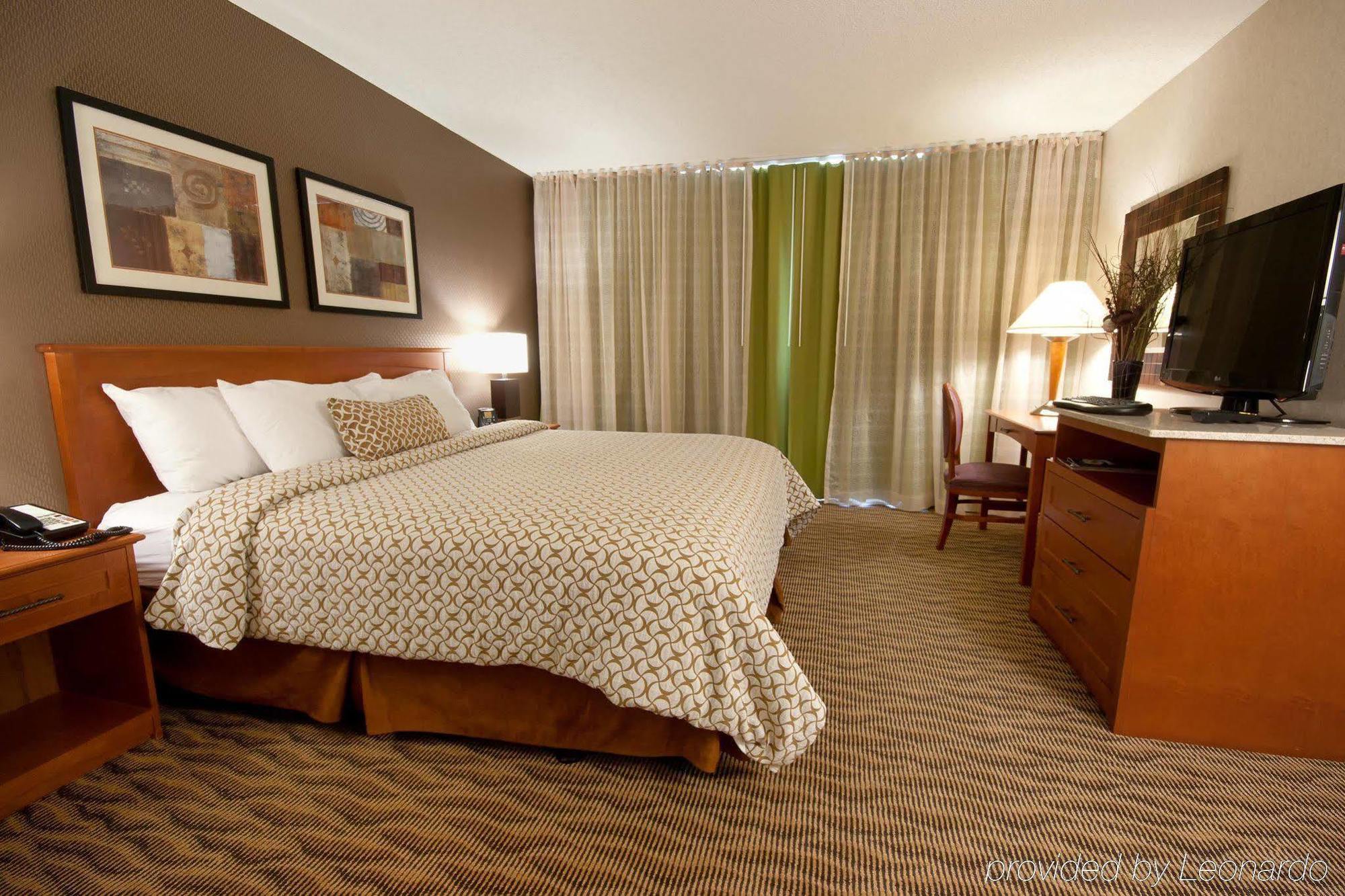 Embassy Suites By Hilton Oklahoma City Will Rogers Airport Dış mekan fotoğraf