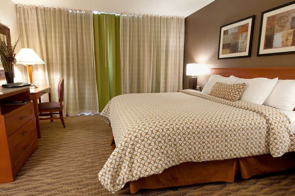 Embassy Suites By Hilton Oklahoma City Will Rogers Airport Dış mekan fotoğraf